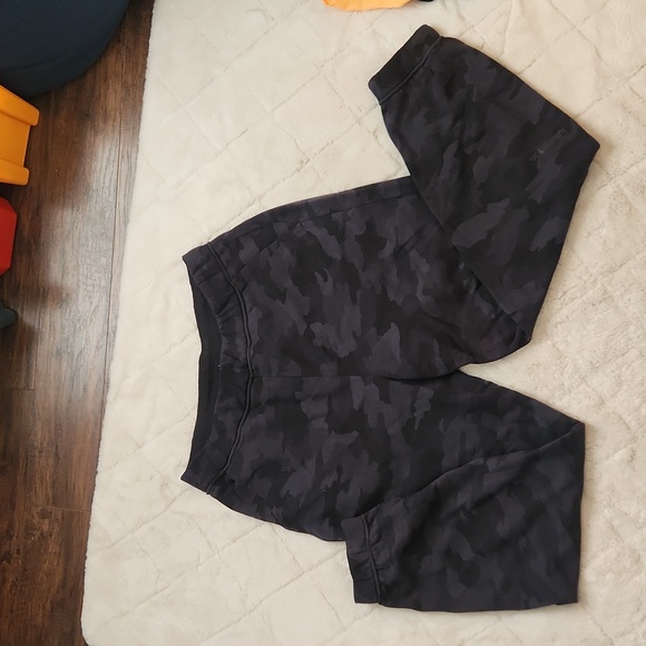 NWOT LULULEMON RELAXED HR JOGGER FULL LENGTH